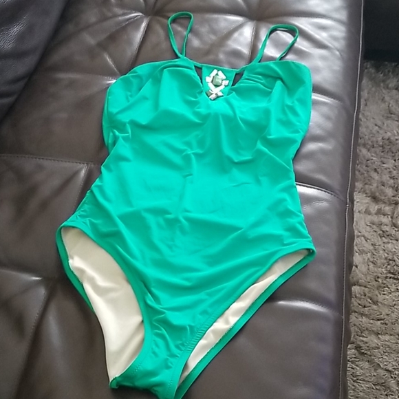 SOLD - Picture 2 of 6